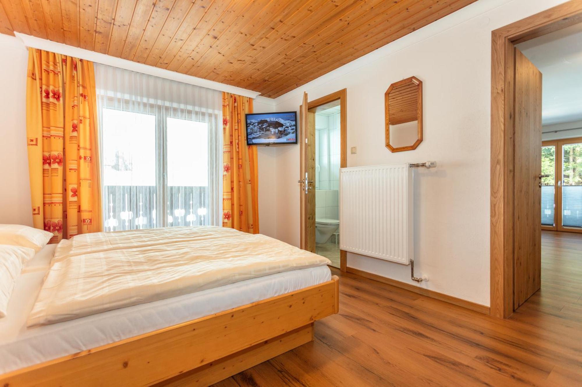 Pension Salzburgerhof Saalbach-Hinterglemm Bagian luar foto